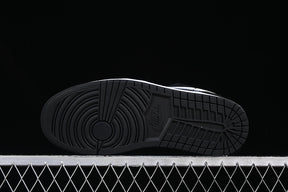 Air Jordan 1 Low “Black white”