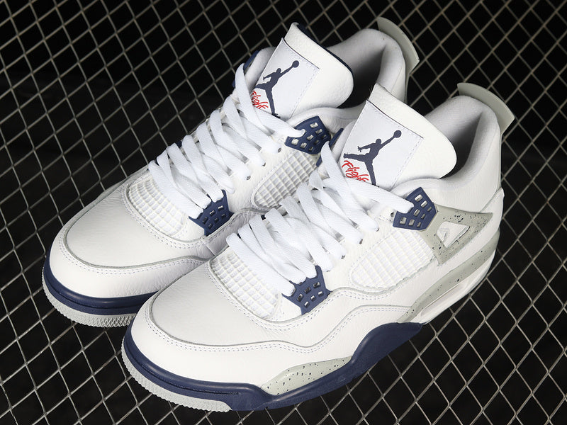 Jordan 4 “Midnight Navy”