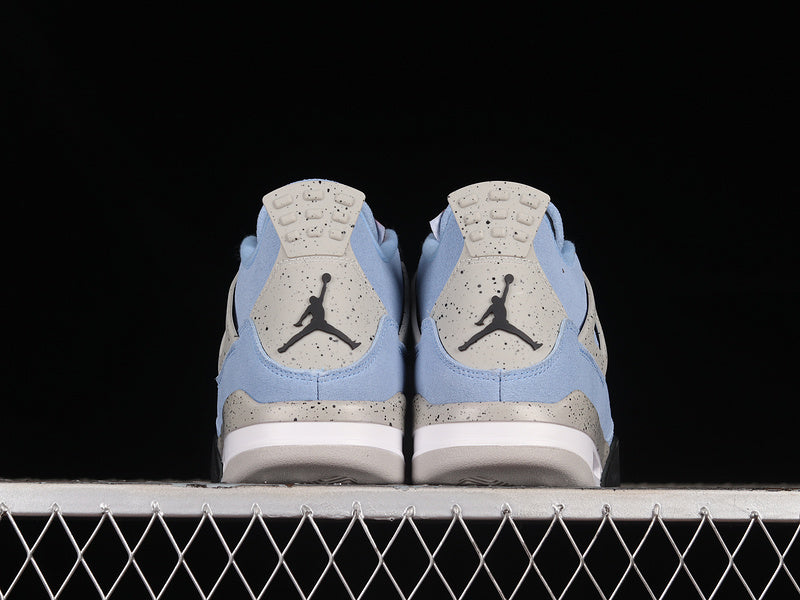 Air jordan 4 “University Blue”