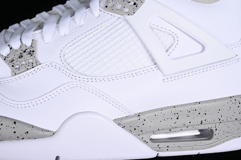 Air jordan 4 “White Oreo”