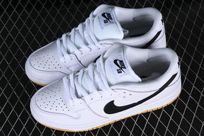 Dunk “White Gum”