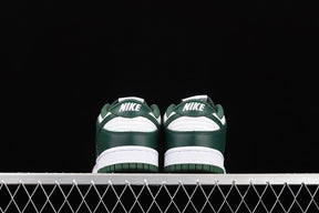Dunk “Michigan State”
