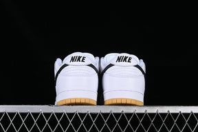 Dunk “White Gum”