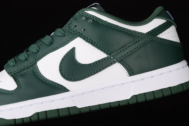 Dunk “Michigan State”