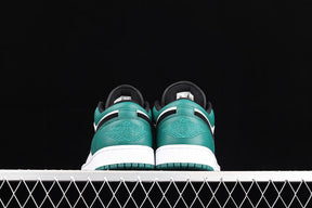 Air Jordan 1 Low “Mystic Green”