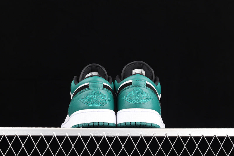 Air Jordan 1 Low “Mystic Green”