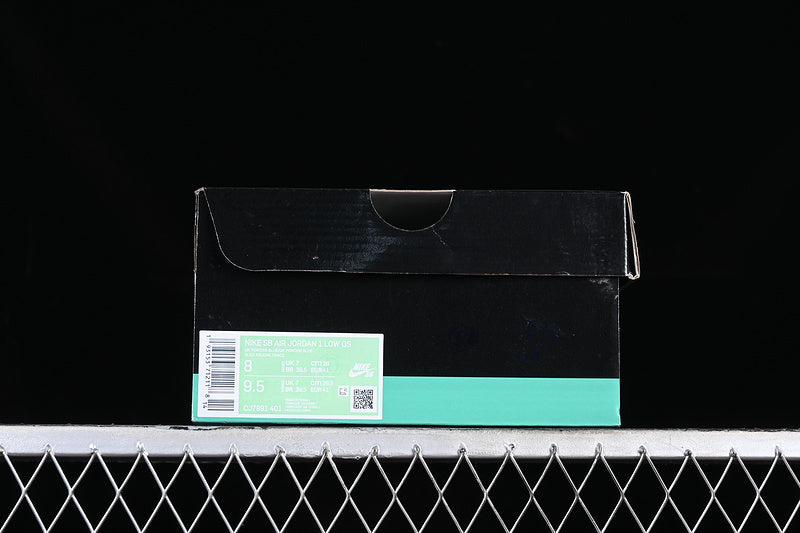 Air Jordan 1 Low “University Blue”