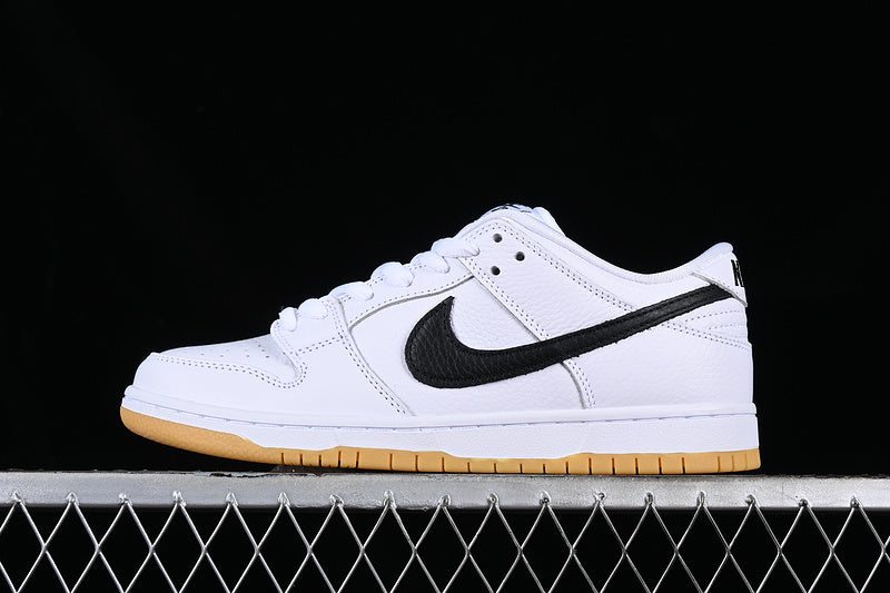 Dunk “White Gum”
