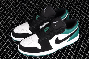 Air Jordan 1 Low “Mystic Green”