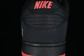 Dunk “Pigeon Black”