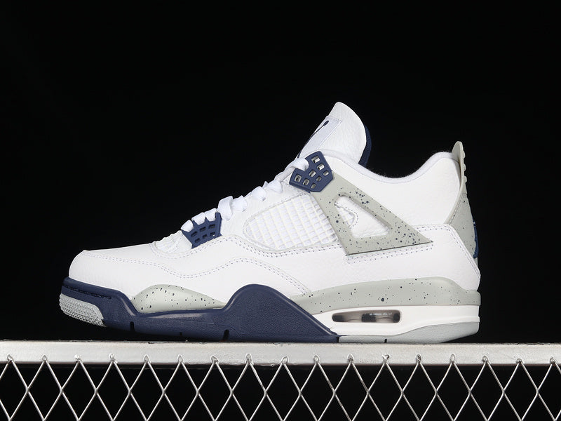 Jordan 4 “Midnight Navy”