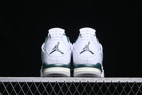 Air jordan 4 “Metallic Green”